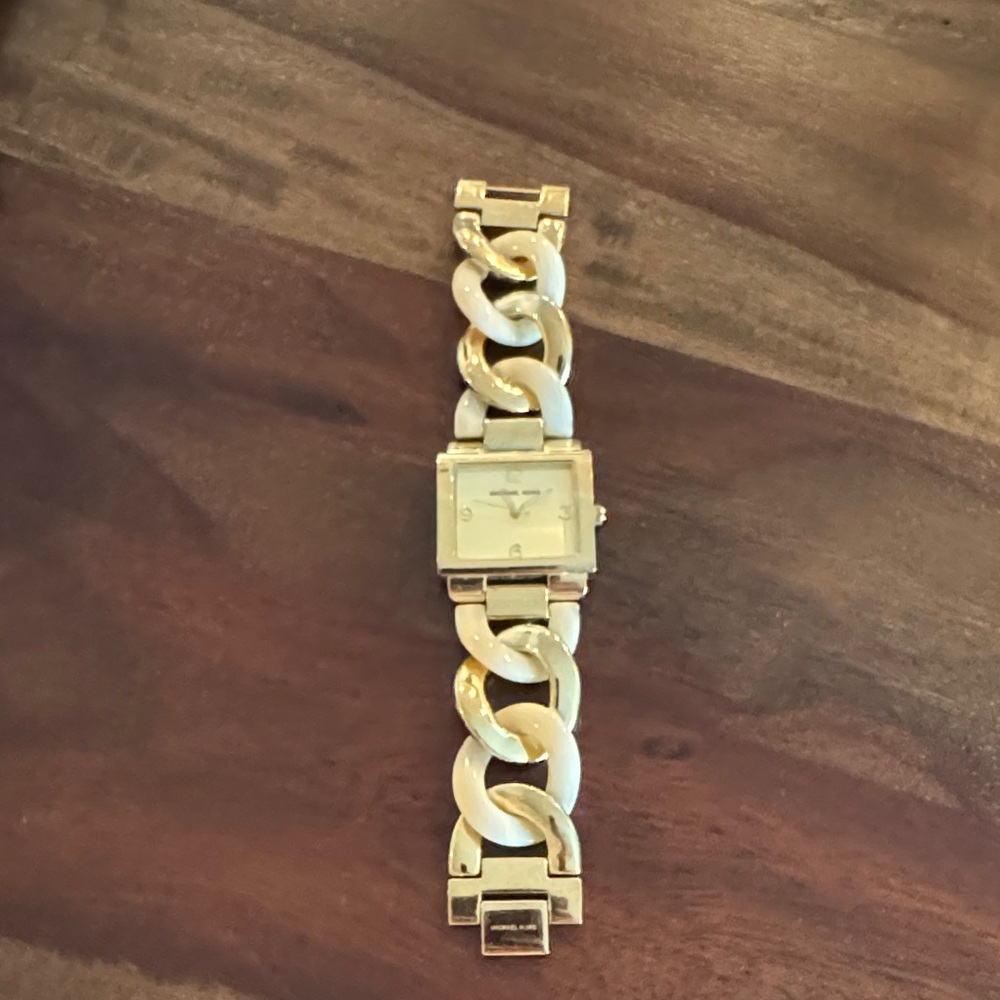 Michael Kors Gold and Cream Chain Bracelet Watch